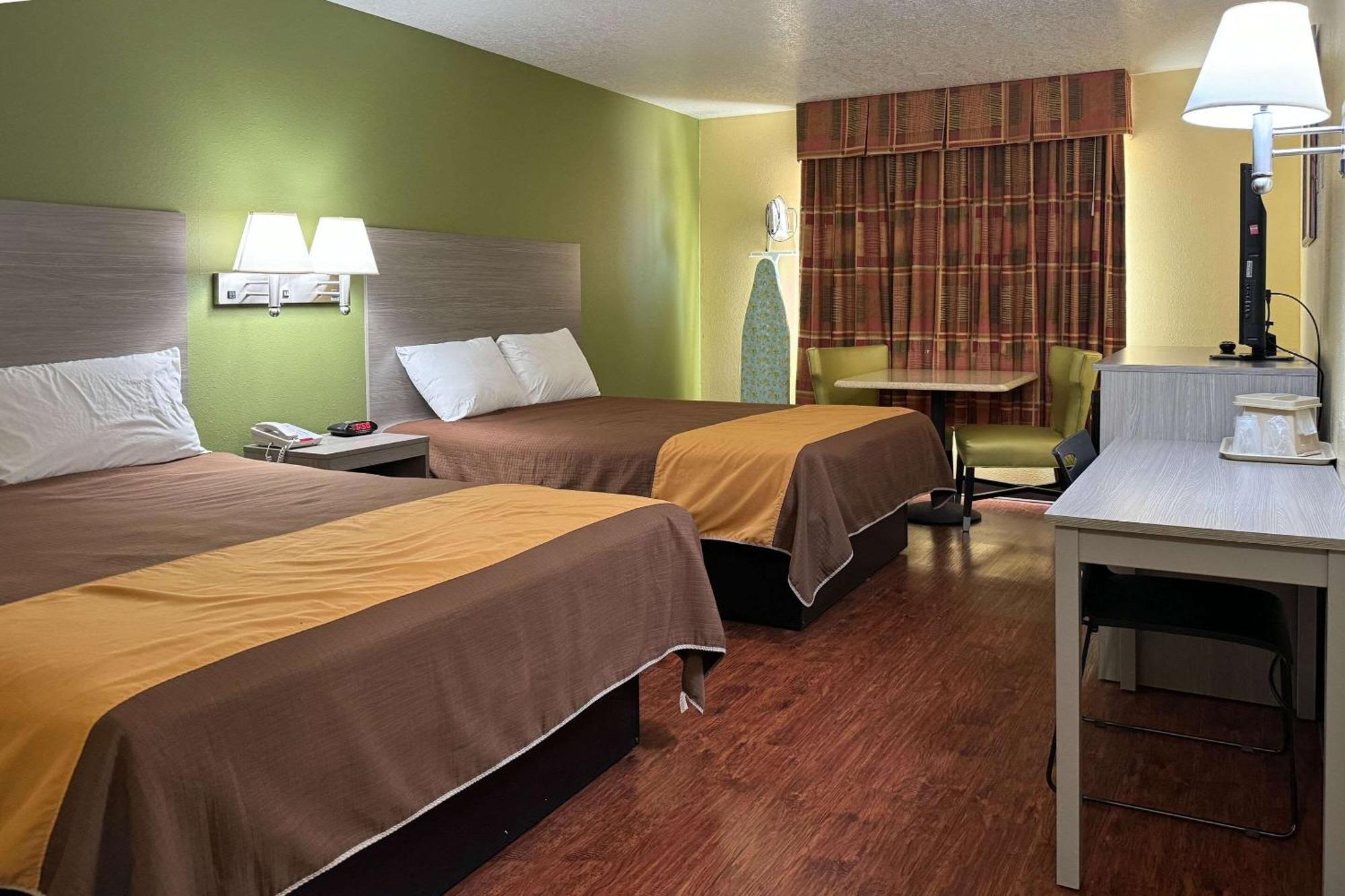 Rodeway Inn Moriarty Zewnętrze zdjęcie
